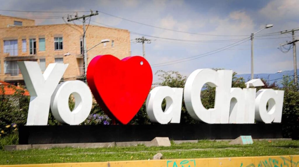 descubre-chia-colombia-como-conocer-colombia-en-bus-1