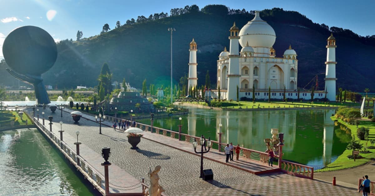 descubre-chia-colombia-como-conocer-colombia-en-bus-2