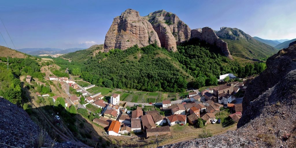 descubre-tobia-colombia-como-conocer-colombia-en-bus-3