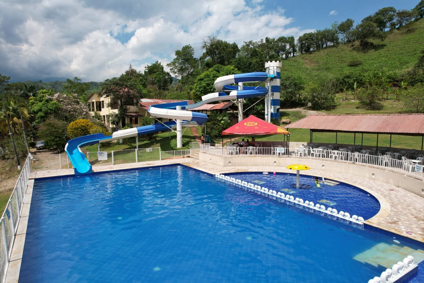 descubre-villeta-colombia-como-conocer-colombia-en-bus-4