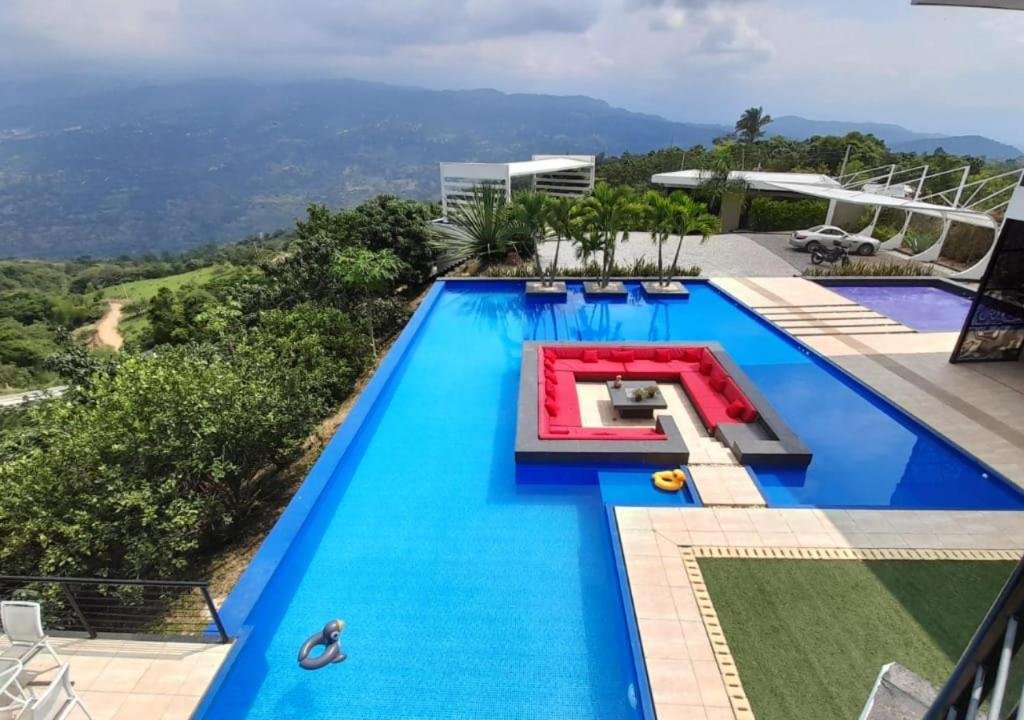 descubre-anapoima-colombia-como-conocer-colombia-en-bus-4